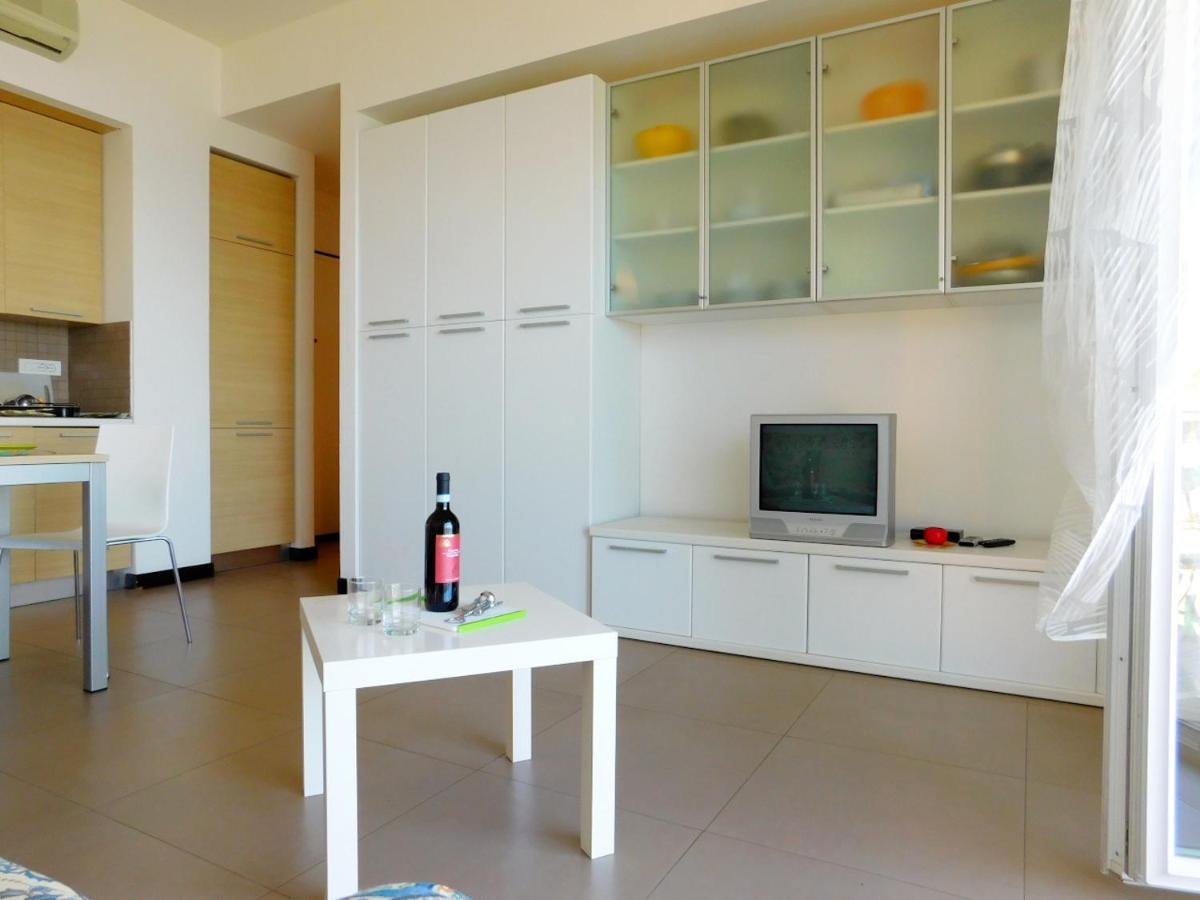 Bilocale Con Favolosa Vista Mare Леванто Екстериор снимка